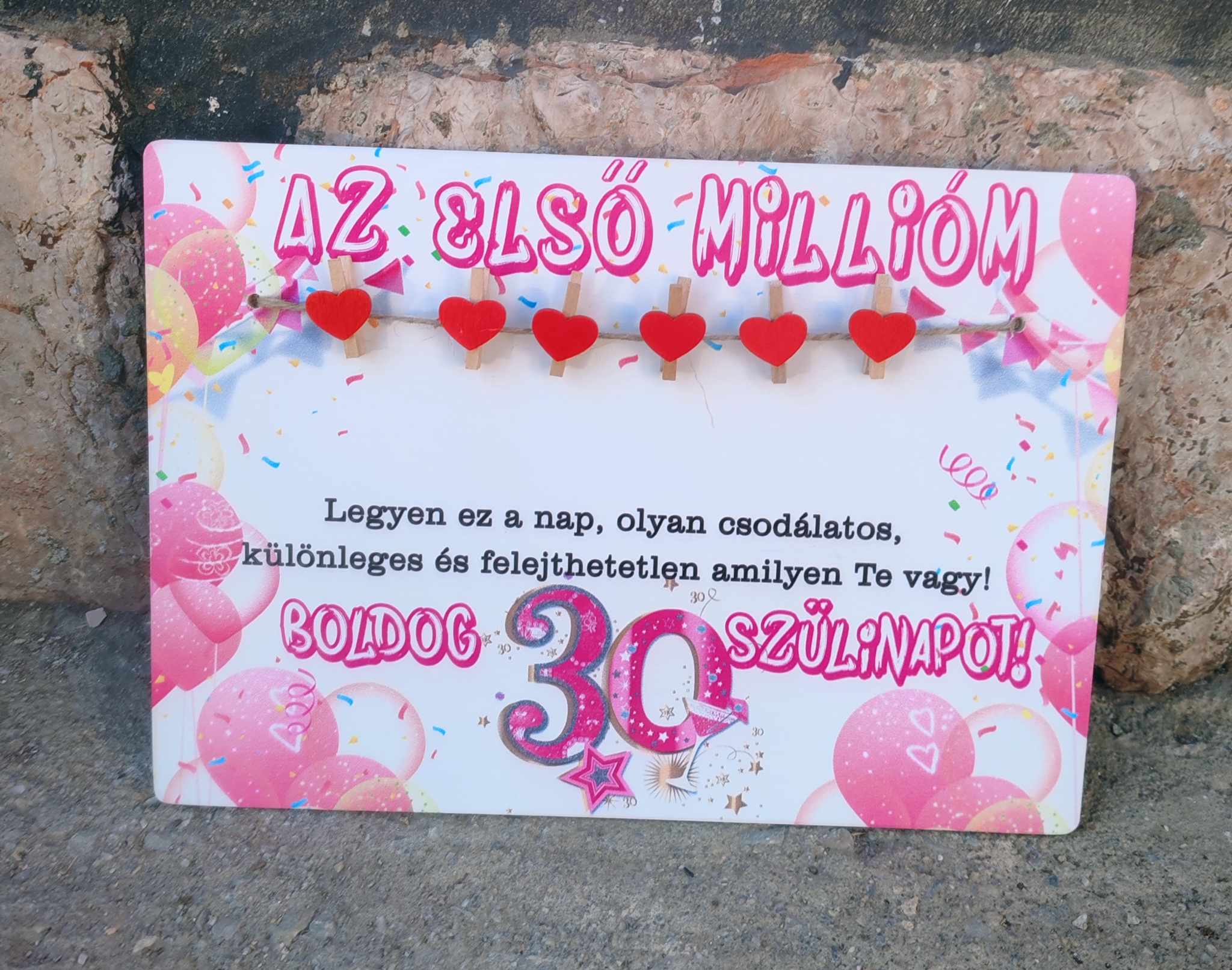 Drevená tabuľa s potlačou Az első millióm xy évesnek (pre dámu)