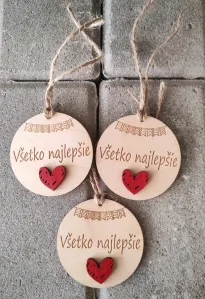 Drevená etiketa na fľašu Všetko najlepšie