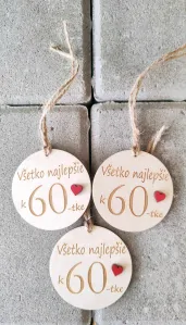 Drevená etiketa na fľašu Všetko najlepšie 60