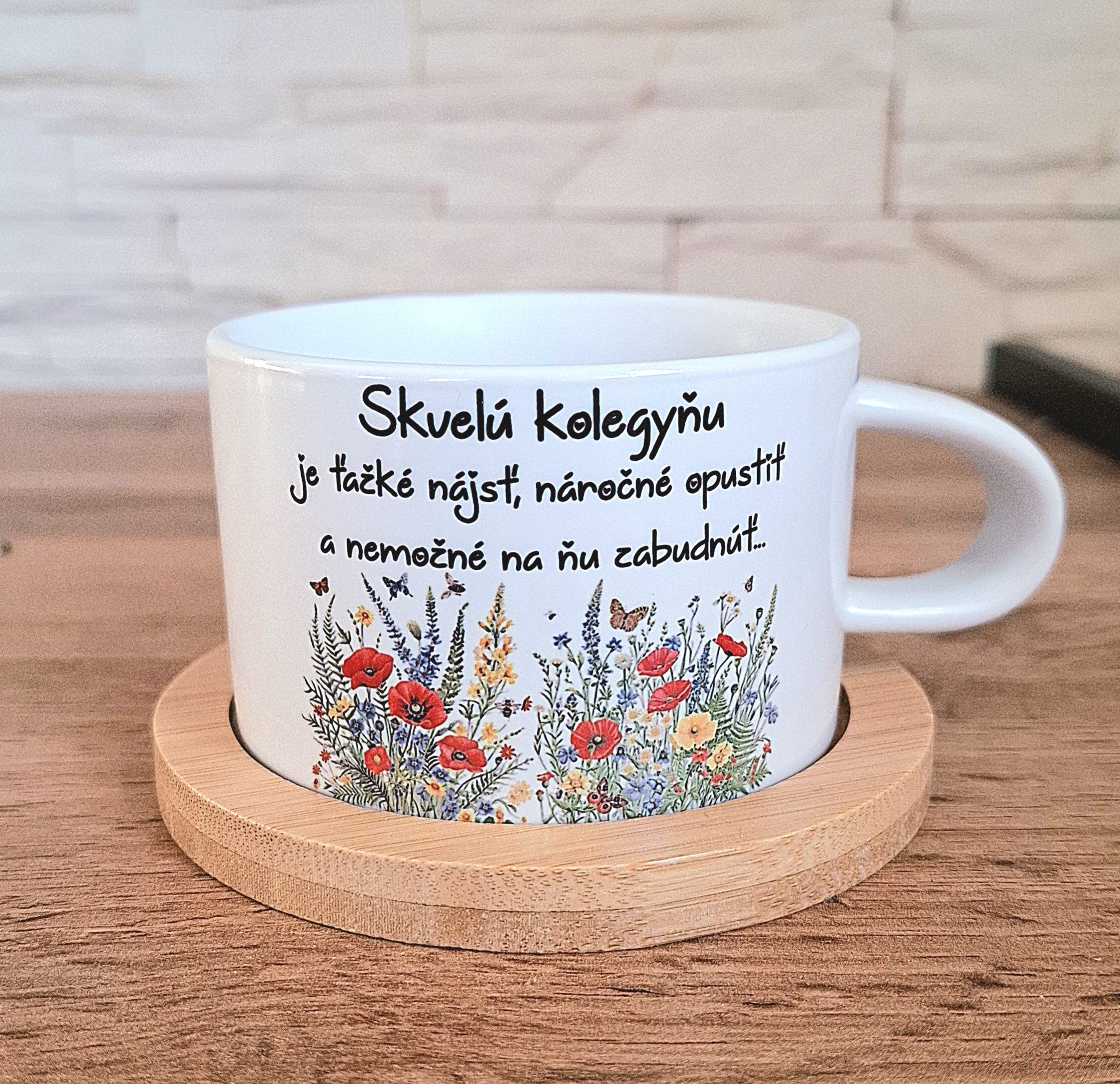 Hrnček Makrónka - Skvelú kolegyňu je ťažké nájsť 2