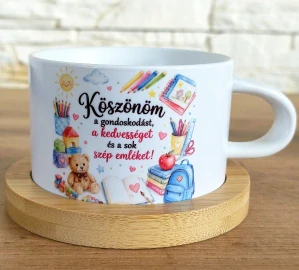 🌸 Hrnček makrónkapre pani učiteľku s venovaním a gravírovanou bambusovou podtáckou