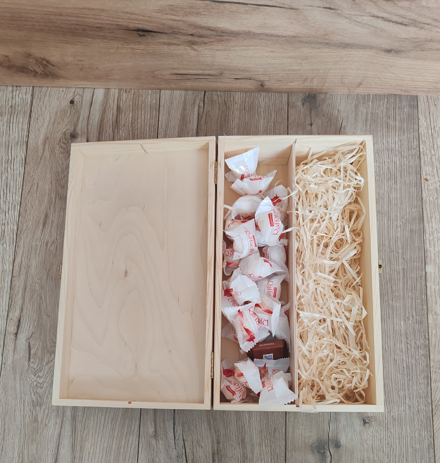 Drevená krabička s dvoma priehradkami na narodeniny