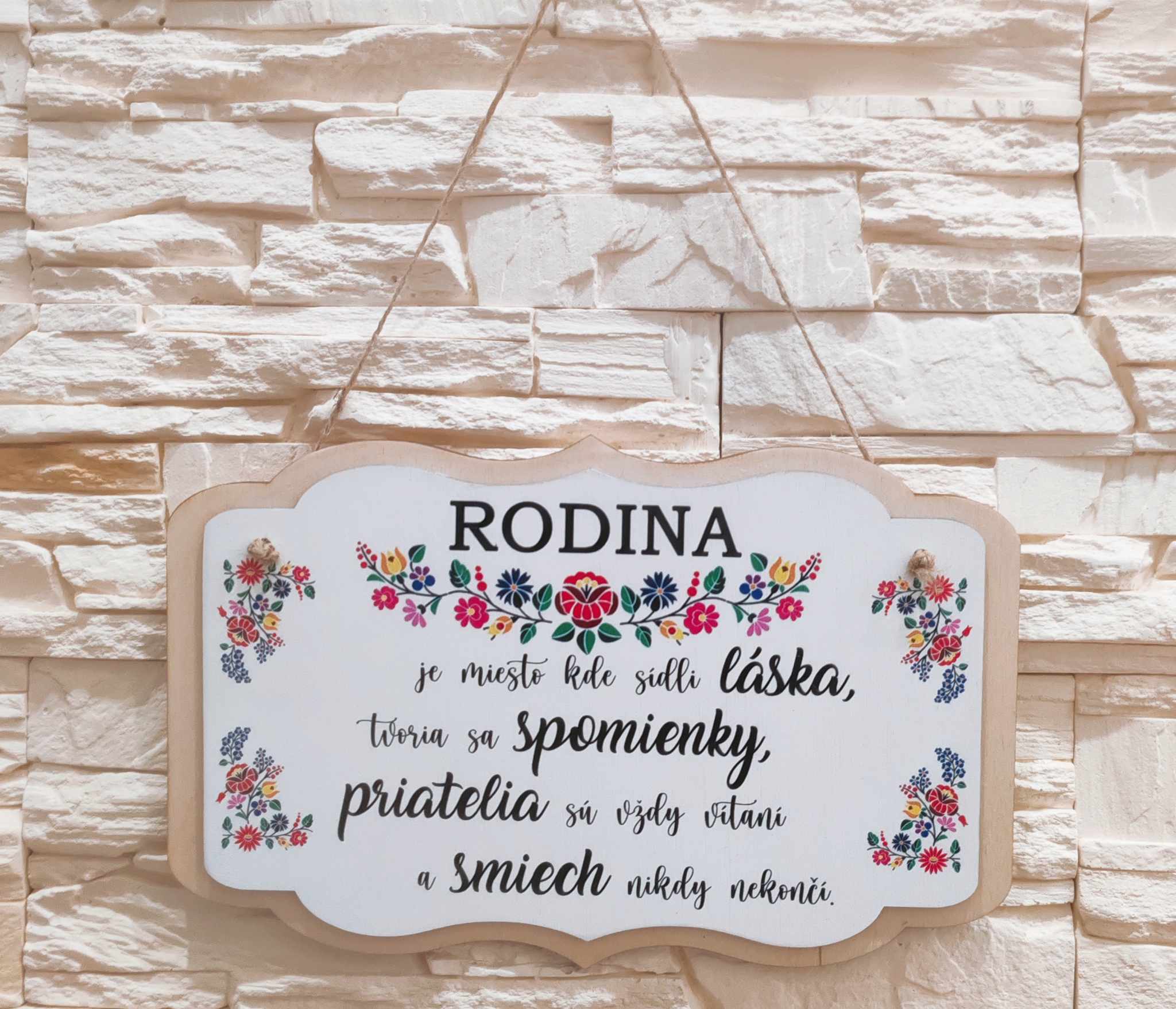 Tabuľa Isten hozott