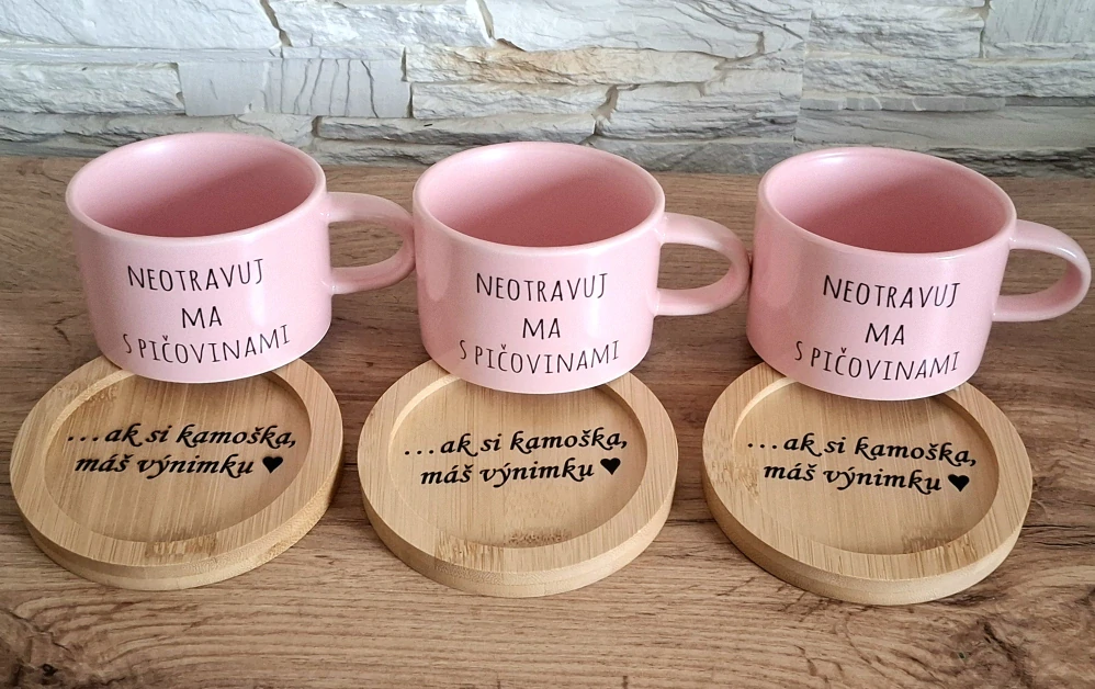 Hrnček Makrónka neotravuj ma s pičovinami